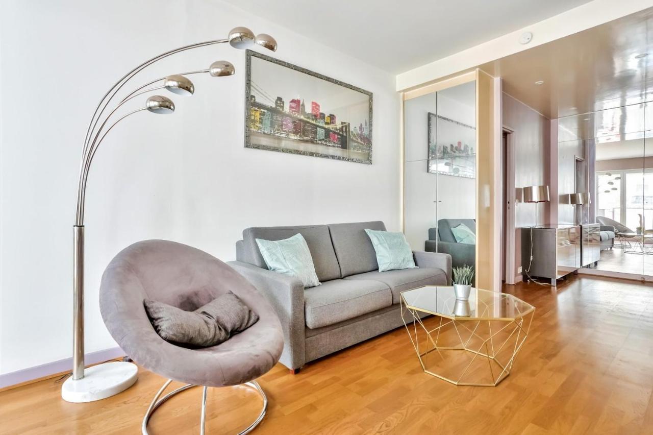 Appartement Quartier Arc De Triomphe Free Netflix Parijs Buitenkant foto